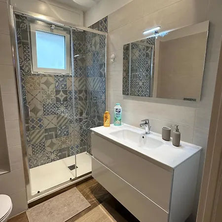 Rainbow Luxury - Sea View * Bari